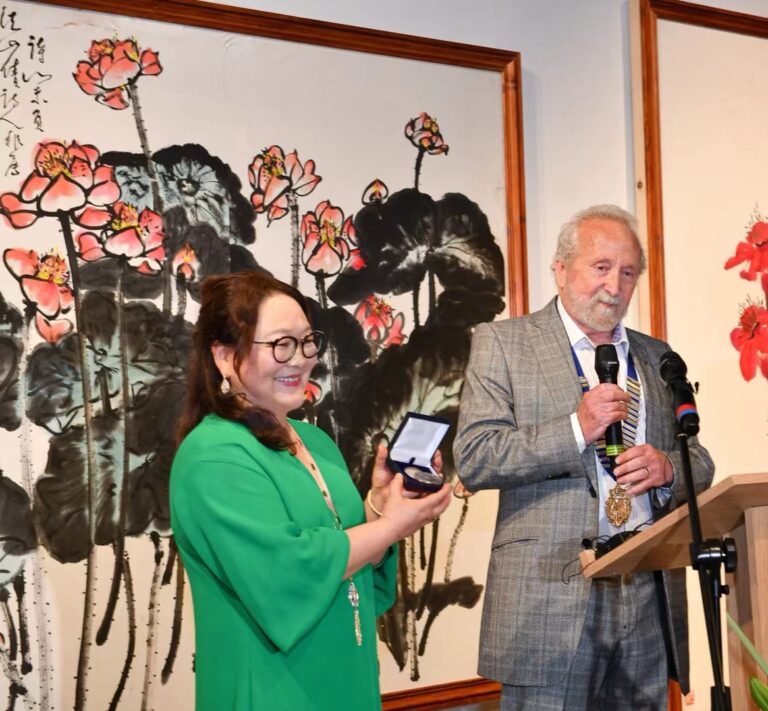 Huaicun’s World: Discover the nature essence of traditional art