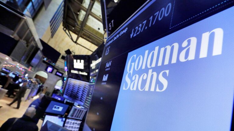 Goldman Sachs scraps bonus cap for top London-based staff